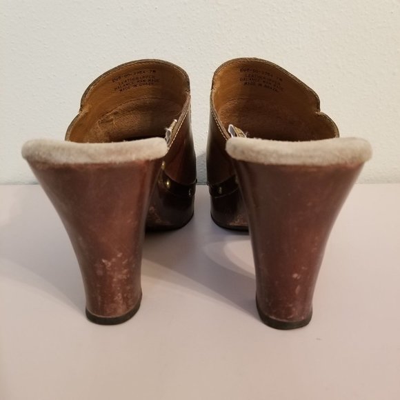 Xhilaration 7 Leather Chunky Mules 90s Y2K Platform Heels Flower Brads Granola - Picture 2 of 9